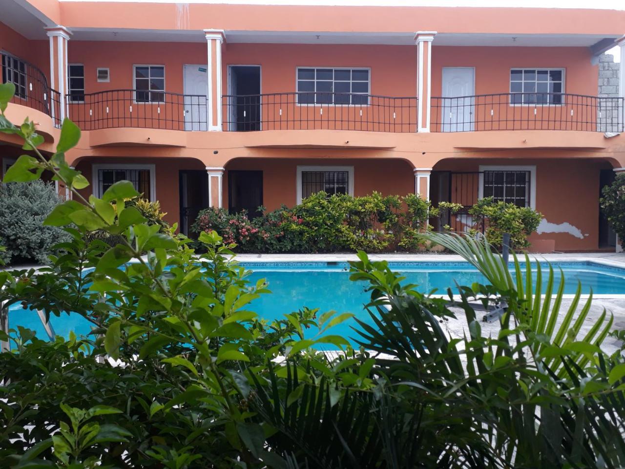 Apartahotel Next Nivel Bávaro Esterno foto