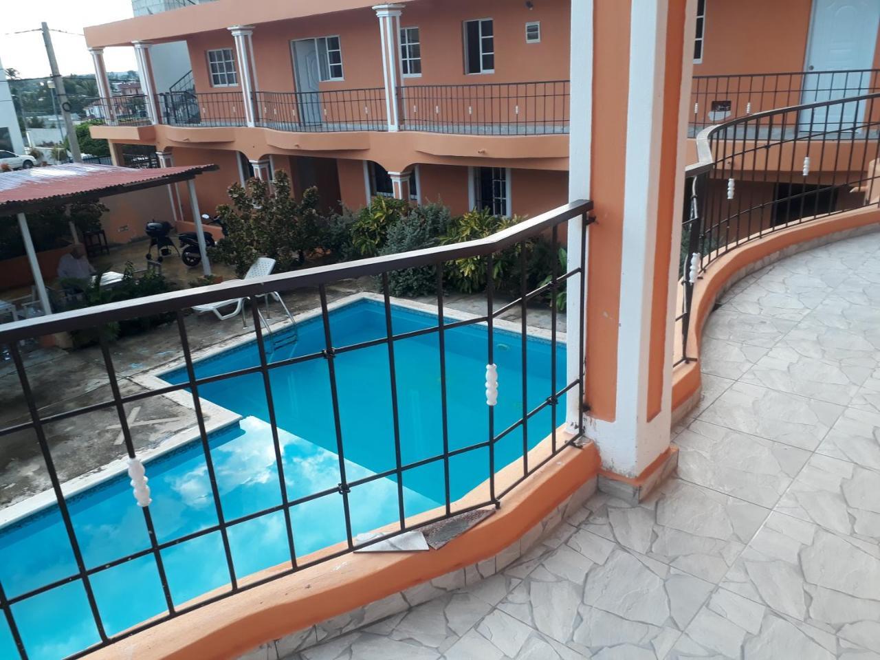 Apartahotel Next Nivel Bávaro Esterno foto